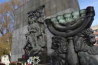 Monument to the Heroes of the Warsaw Ghetto